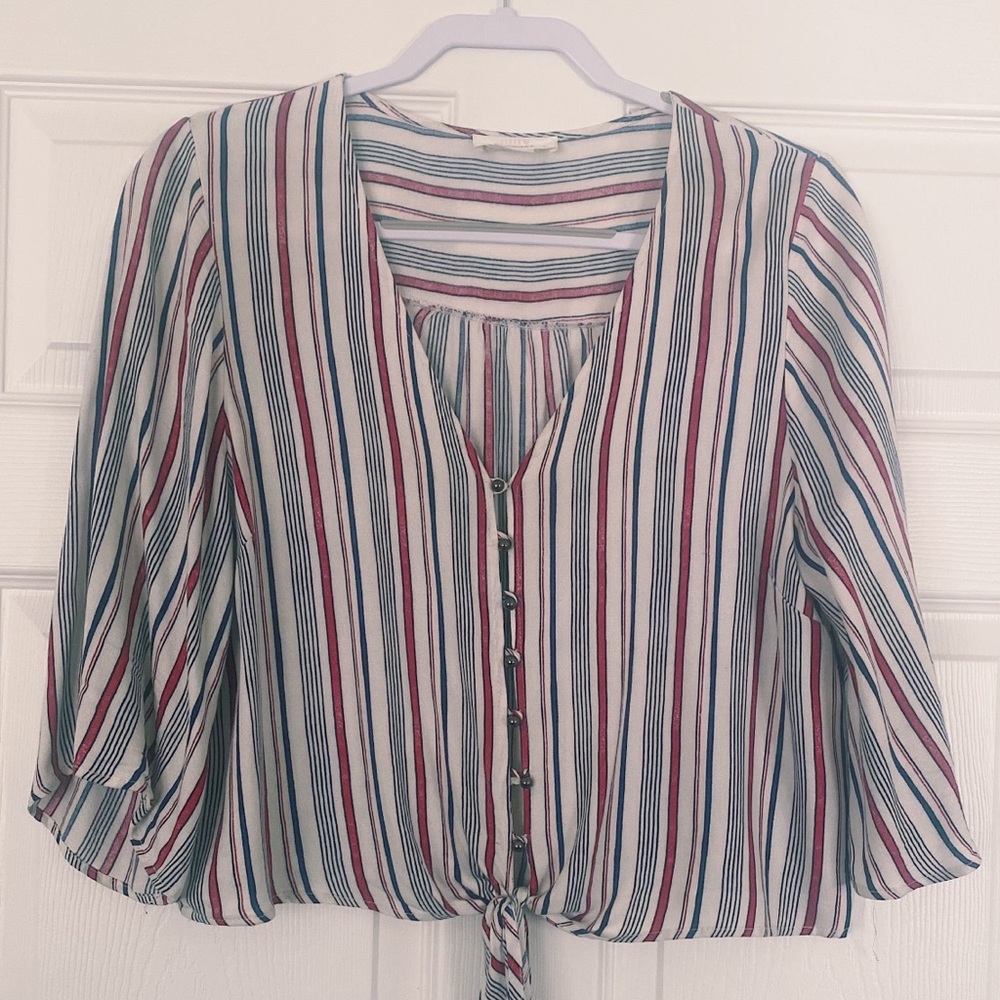 Striped 3/4 sleeve shirt